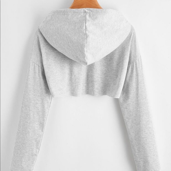 Grey crop hoodie cutout - Picture 2 of 4